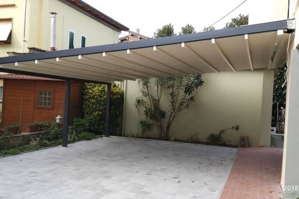 Pergoelit antracite con telo Opatex